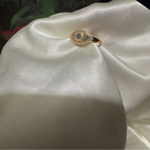 ꕥ
Pvd gold Ring - Picture 4 of 6